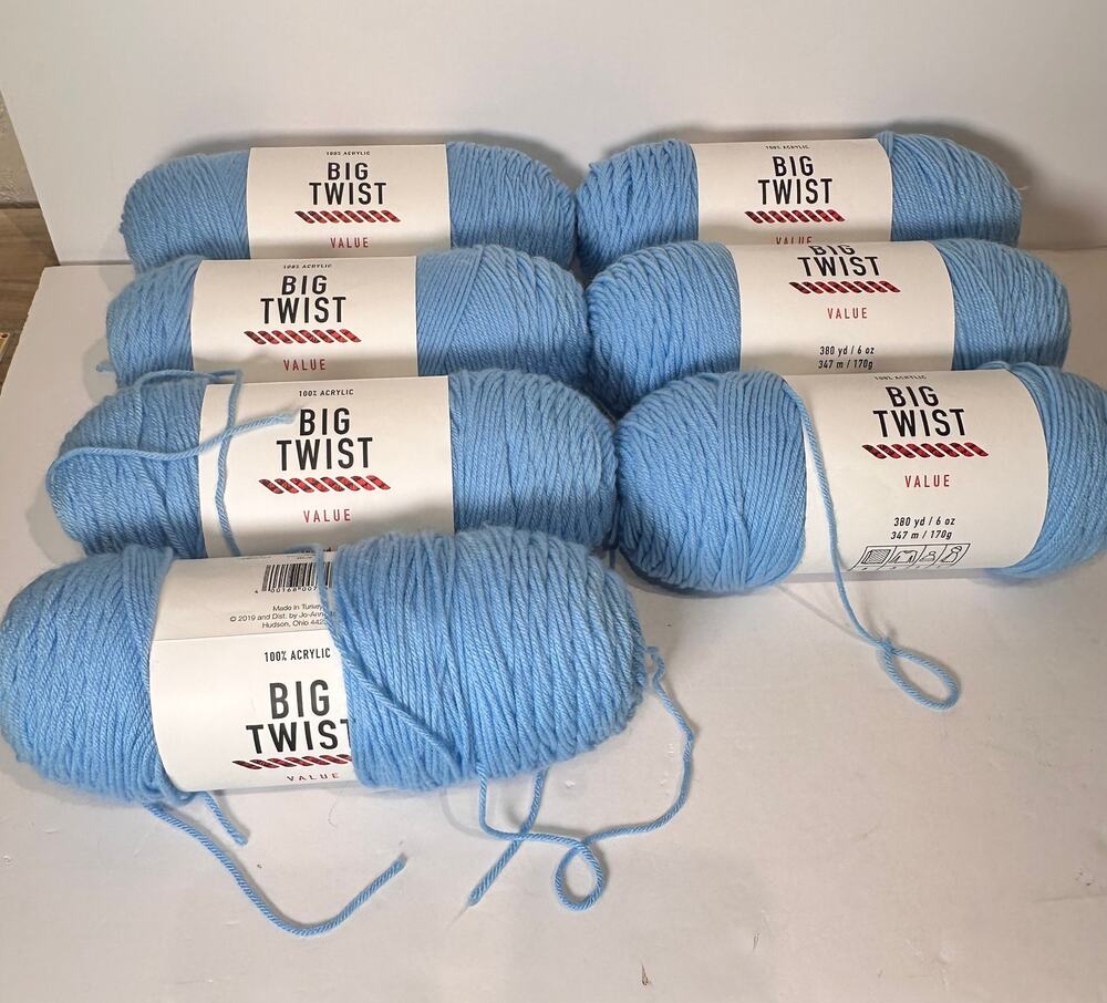 New Big Twist Acrylic Cornflower Blue Yarn 6 oz Lot of 7 Skeins Same Lot# 634230